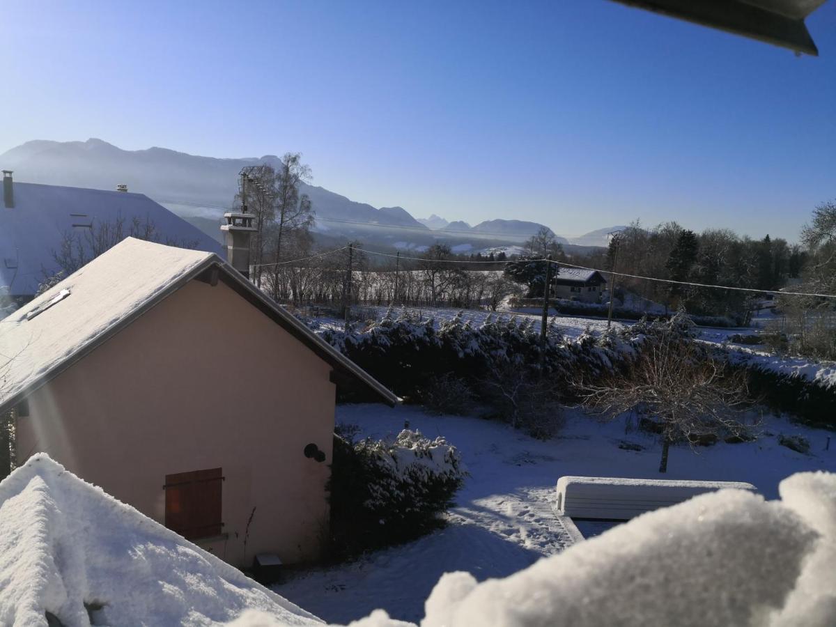 L'Oree Des Bornes-Appartement Avec Piscine Évires Exterior foto