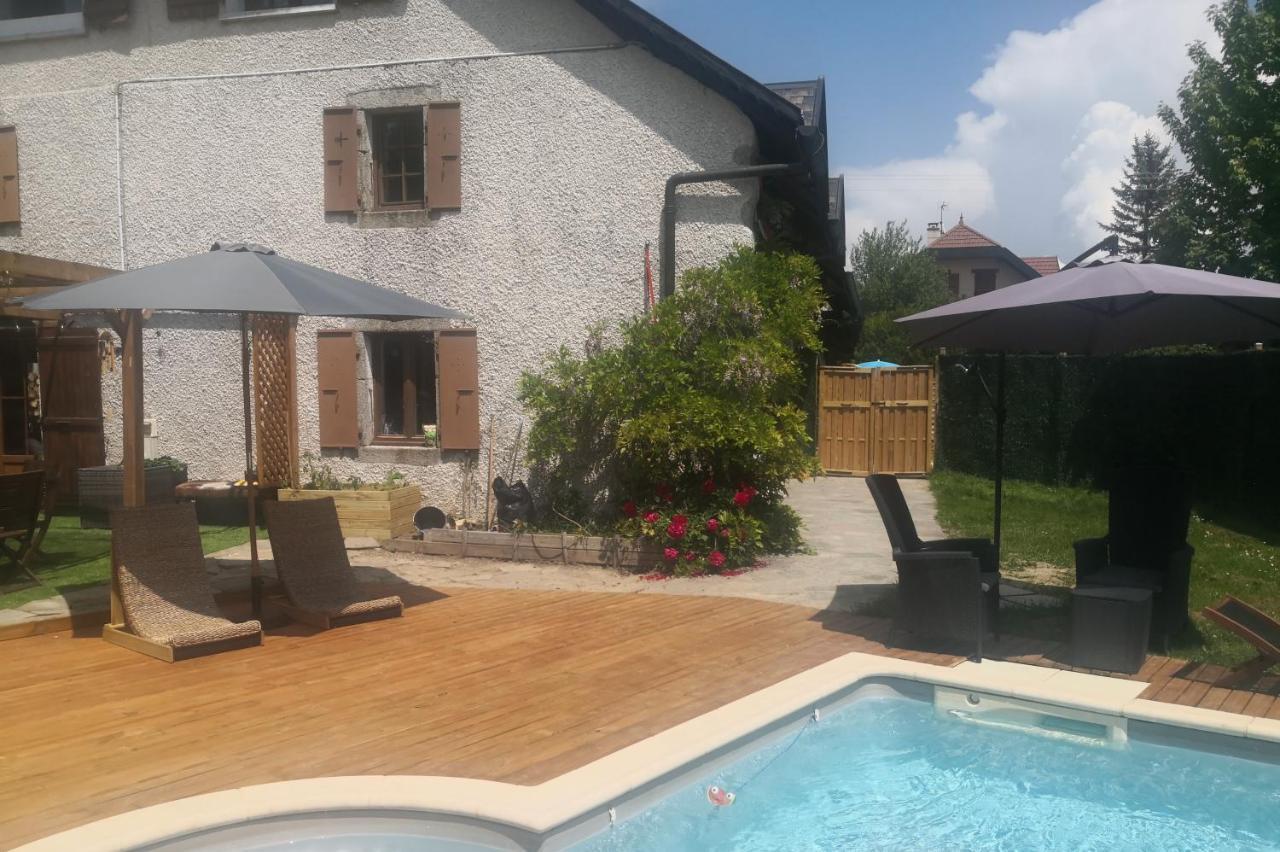 L'Oree Des Bornes-Appartement Avec Piscine Évires Exterior foto